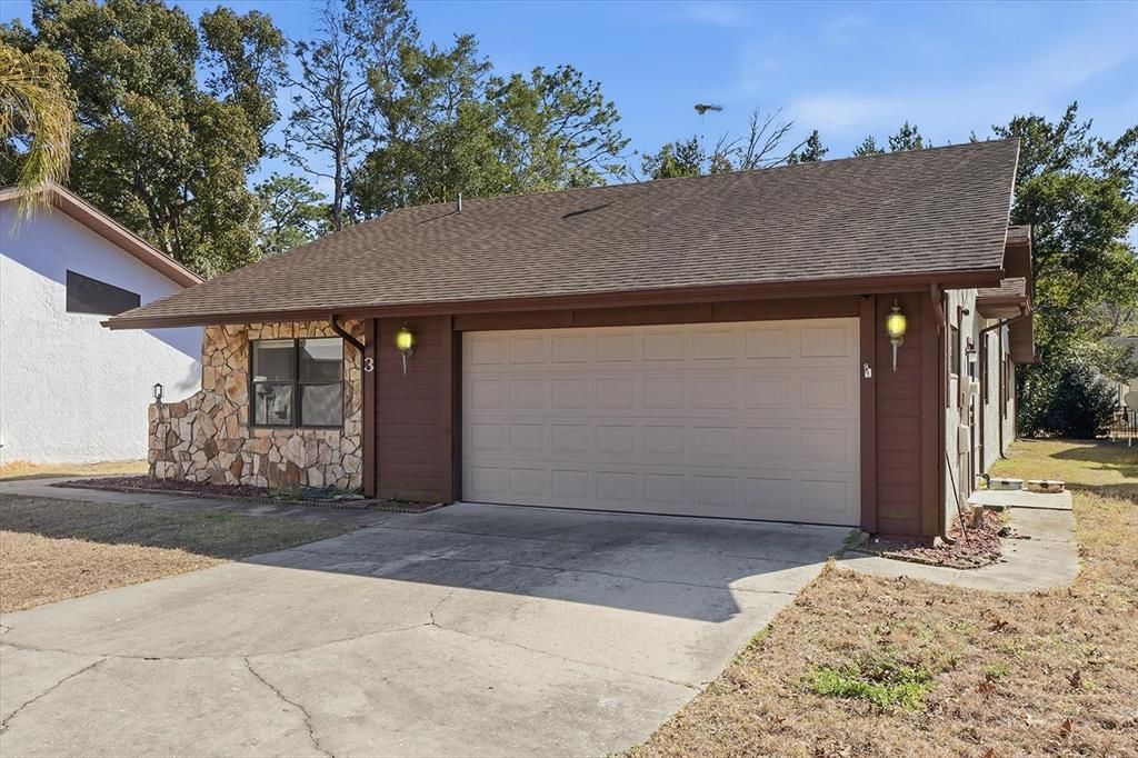 For Sale: $219,999 (2 beds, 2 baths, 1839 Square Feet)
