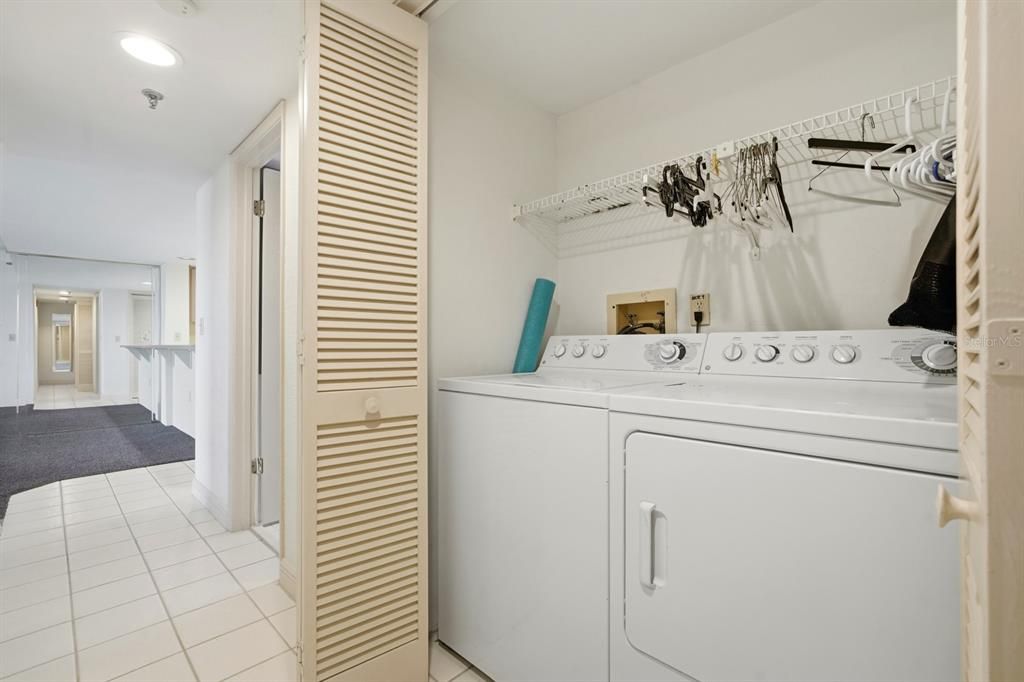 En Venta: $375,000 (2 camas, 2 baños, 1287 Pies cuadrados)