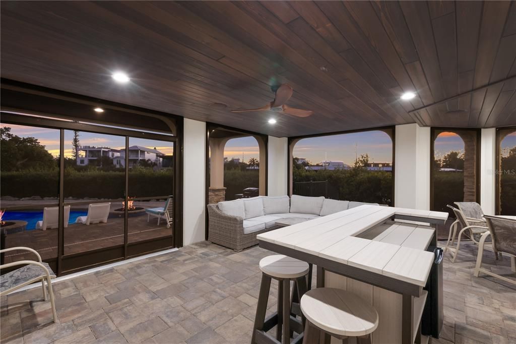 En Venta: $3,995,000 (4 camas, 3 baños, 3755 Pies cuadrados)