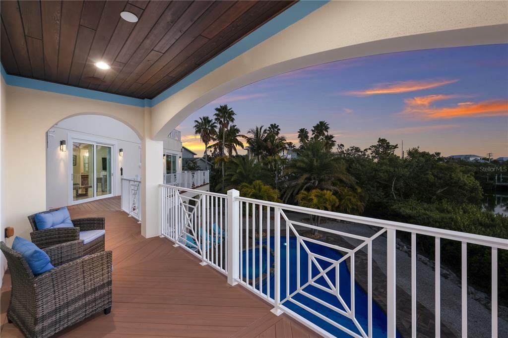 En Venta: $3,995,000 (4 camas, 3 baños, 3755 Pies cuadrados)