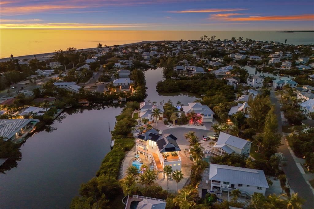 En Venta: $3,995,000 (4 camas, 3 baños, 3755 Pies cuadrados)
