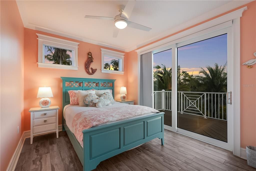En Venta: $3,995,000 (4 camas, 3 baños, 3755 Pies cuadrados)
