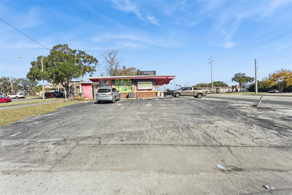 For Sale: $750,000 (0 beds, 0 baths, 3956 Square Feet)