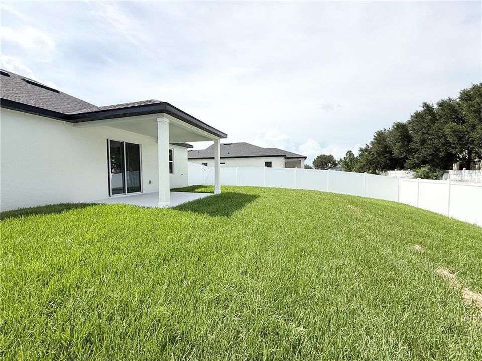 Activo con contrato: $299,900 (3 camas, 2 baños, 1446 Pies cuadrados)