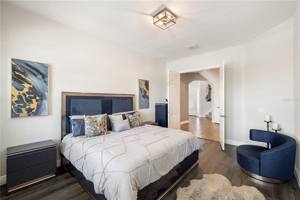 For Sale: $1,399,999 (5 beds, 5 baths, 5428 Square Feet)