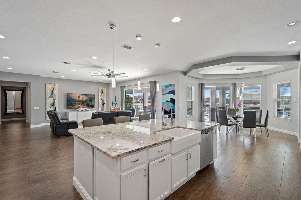 For Sale: $1,399,999 (5 beds, 5 baths, 5428 Square Feet)
