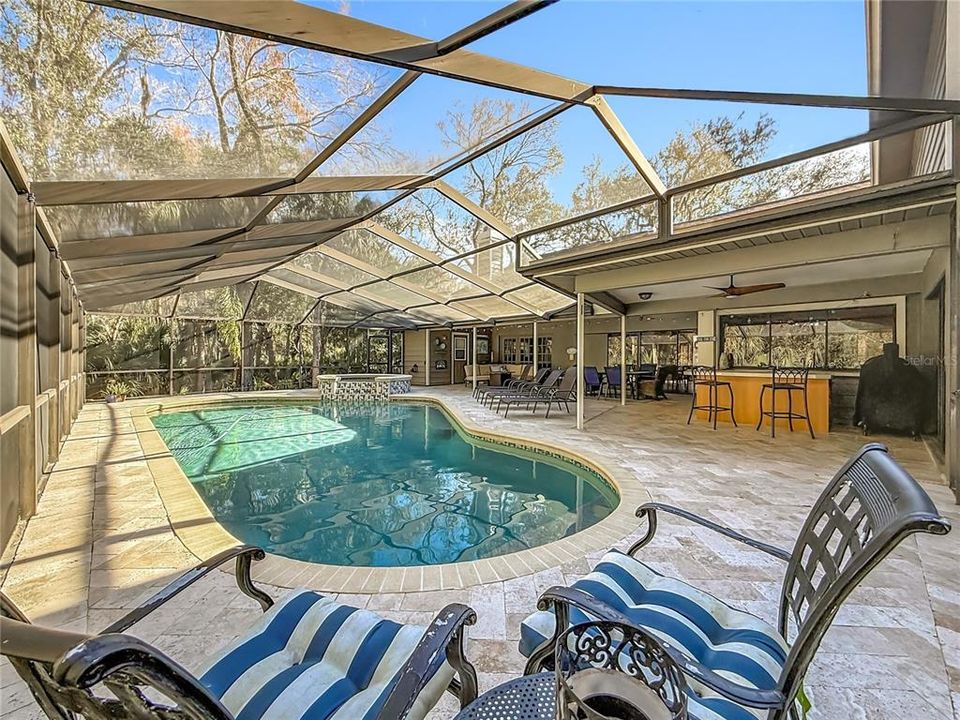 En Venta: $1,499,900 (5 camas, 4 baños, 4172 Pies cuadrados)