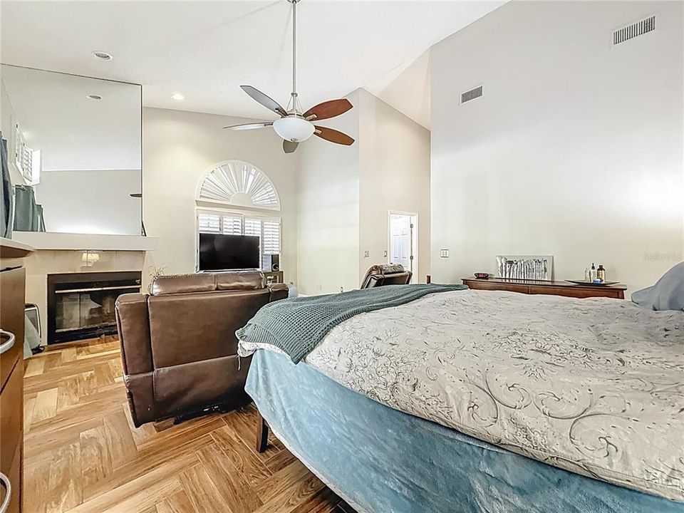 En Venta: $1,499,900 (5 camas, 4 baños, 4172 Pies cuadrados)