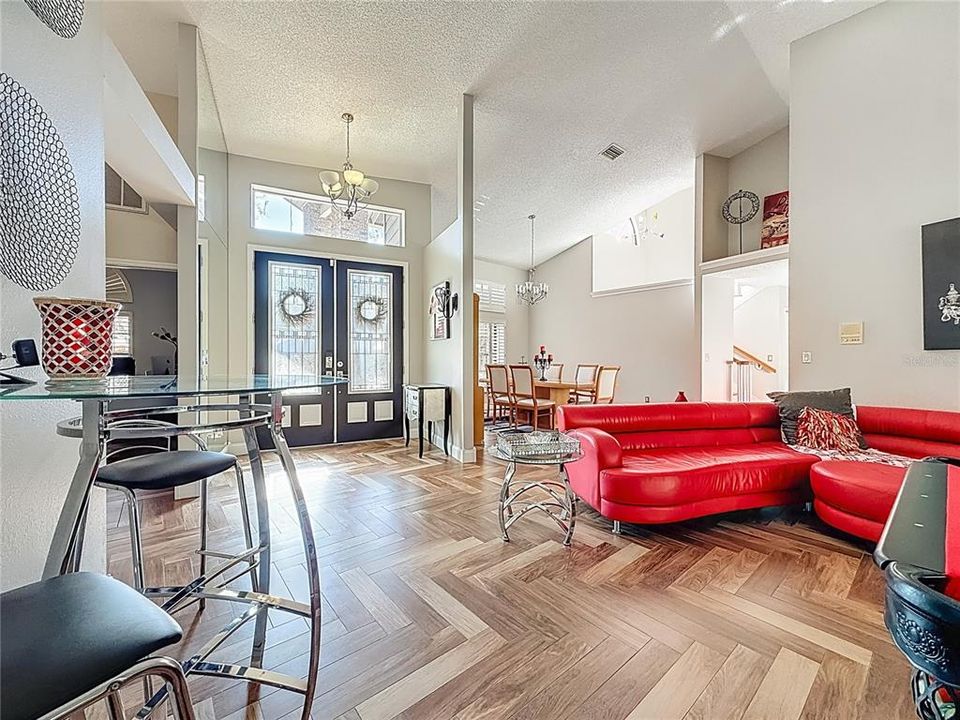 En Venta: $1,499,900 (5 camas, 4 baños, 4172 Pies cuadrados)