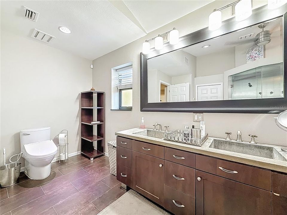 En Venta: $1,499,900 (5 camas, 4 baños, 4172 Pies cuadrados)