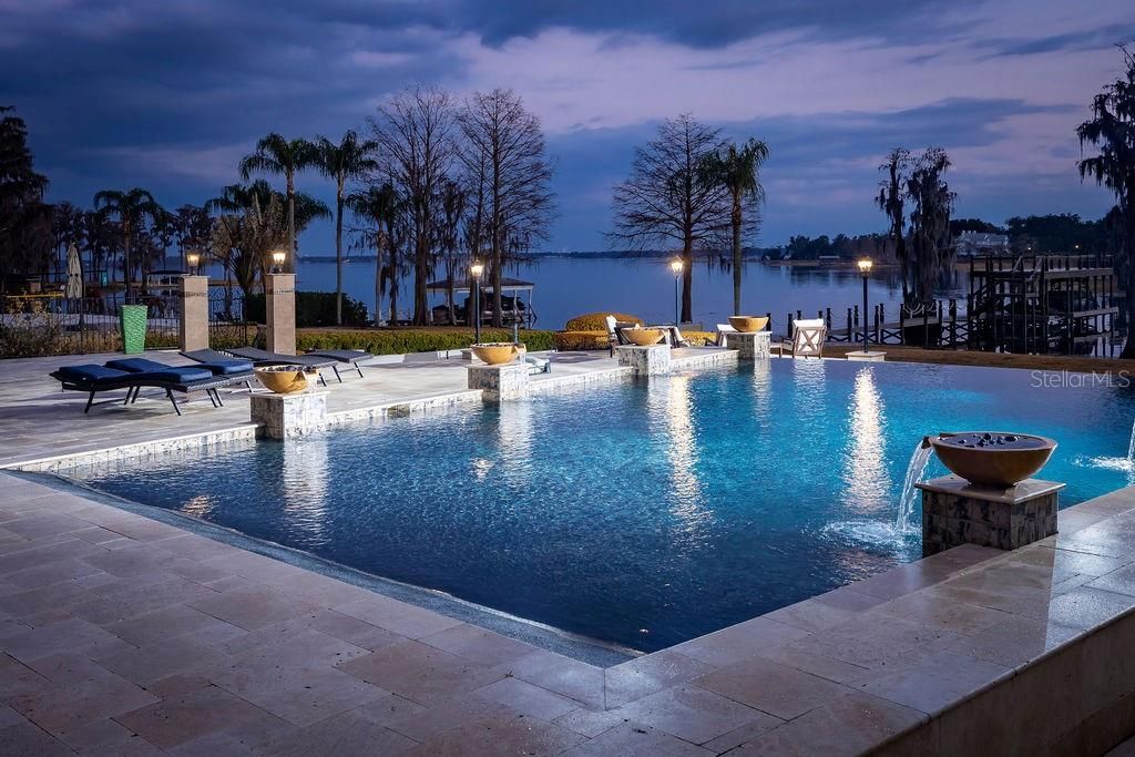 Active With Contract: $4,599,000 (5 beds, 5 baths, 7740 Square Feet)