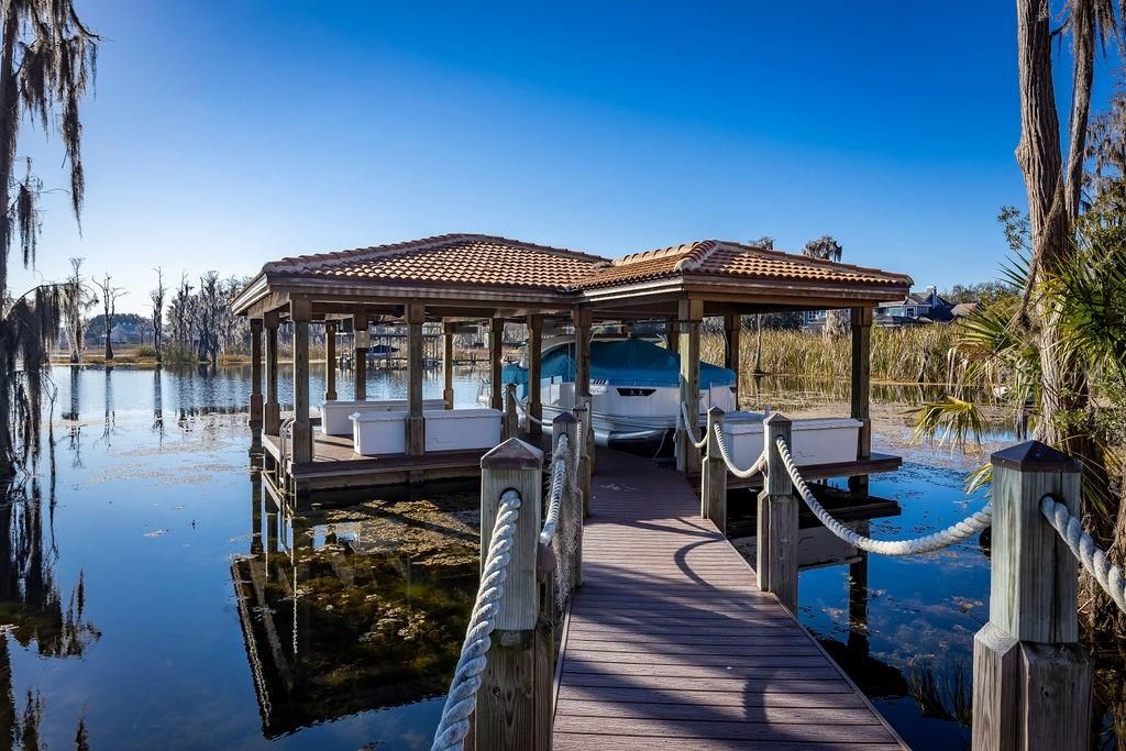 Active With Contract: $4,599,000 (5 beds, 5 baths, 7740 Square Feet)