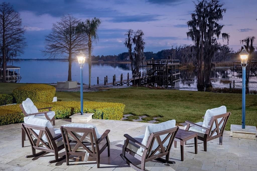 Active With Contract: $4,599,000 (5 beds, 5 baths, 7740 Square Feet)