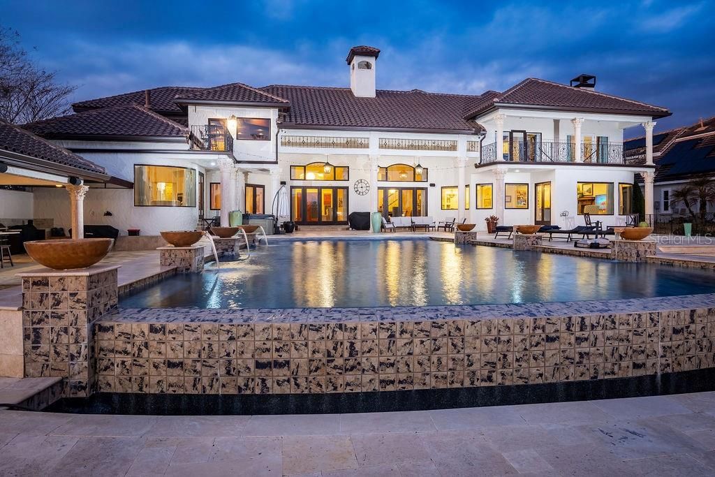 Active With Contract: $4,599,000 (5 beds, 5 baths, 7740 Square Feet)