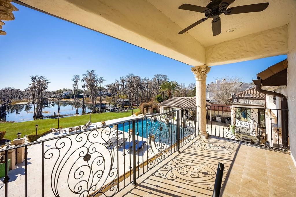 Active With Contract: $4,599,000 (5 beds, 5 baths, 7740 Square Feet)