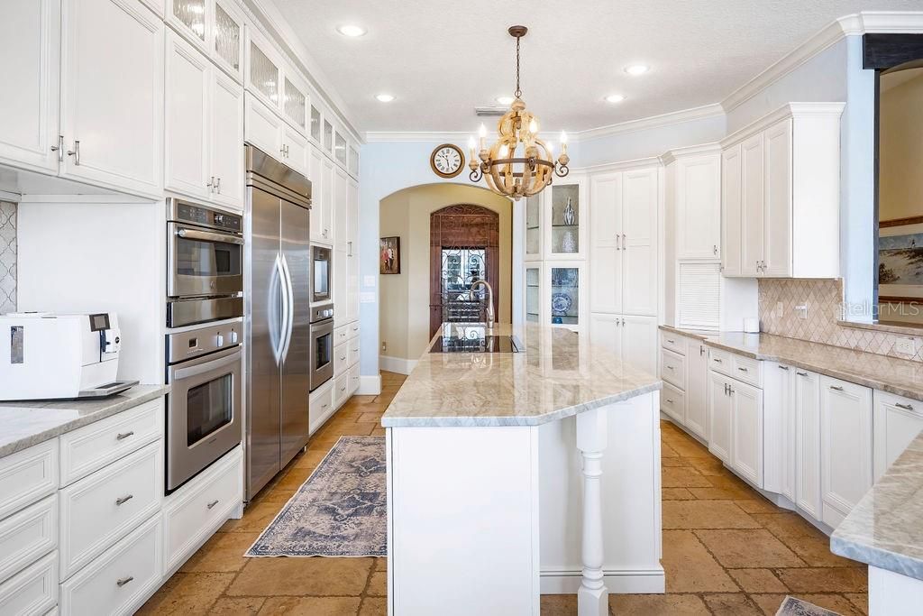 Active With Contract: $4,599,000 (5 beds, 5 baths, 7740 Square Feet)