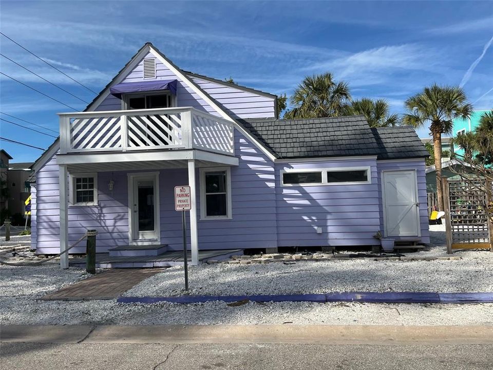 В аренду: $4,500 (3 спален, 2 ванн, 1570 Квадратных фут)