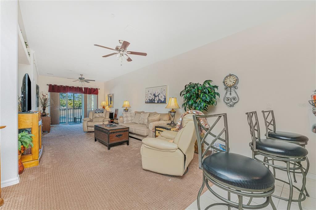 Active With Contract: $199,900 (3 beds, 2 baths, 1525 Square Feet)
