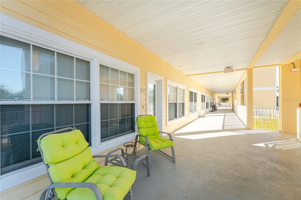 Active With Contract: $199,900 (3 beds, 2 baths, 1525 Square Feet)