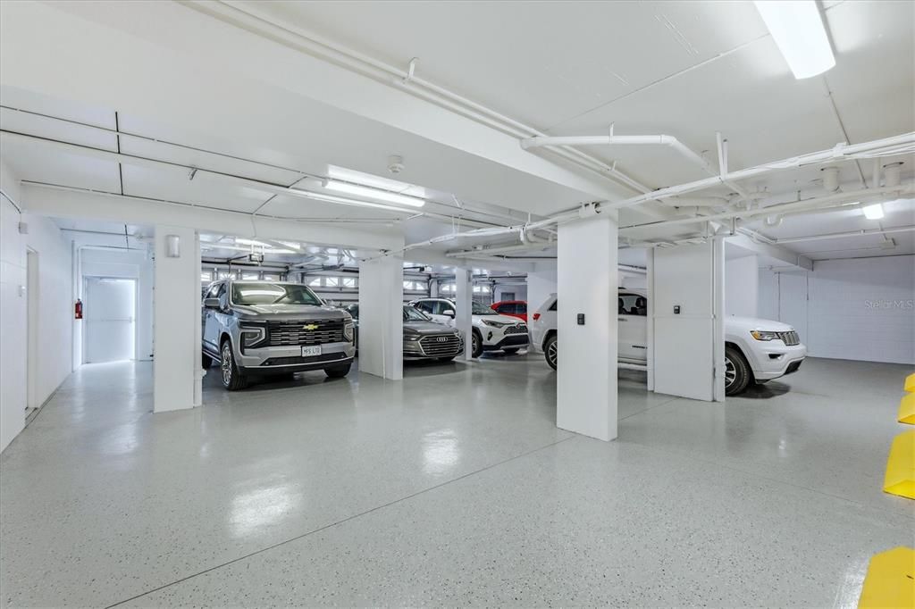 For Sale: $1,495,000 (3 beds, 3 baths, 2103 Square Feet)