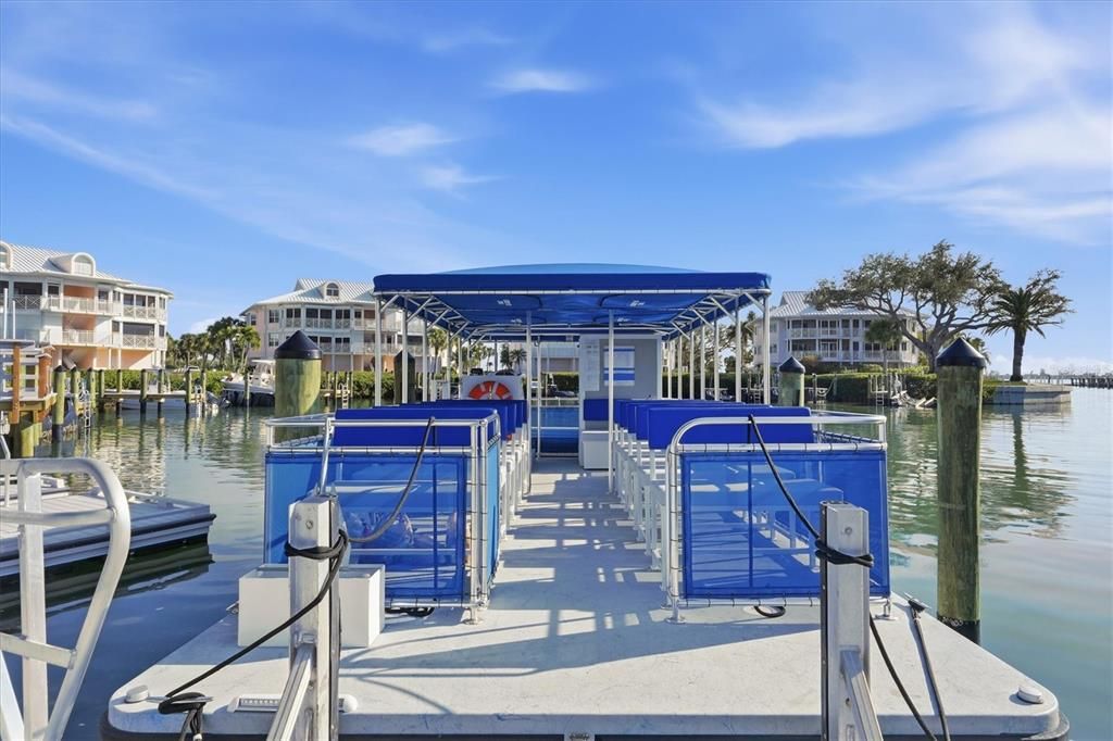 For Sale: $1,495,000 (3 beds, 3 baths, 2103 Square Feet)