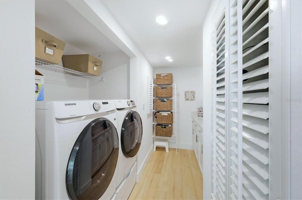 For Sale: $1,495,000 (3 beds, 3 baths, 2103 Square Feet)