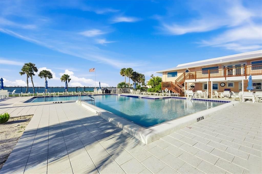 For Sale: $1,495,000 (3 beds, 3 baths, 2103 Square Feet)