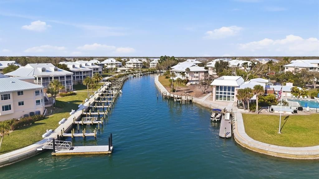 For Sale: $1,495,000 (3 beds, 3 baths, 2103 Square Feet)