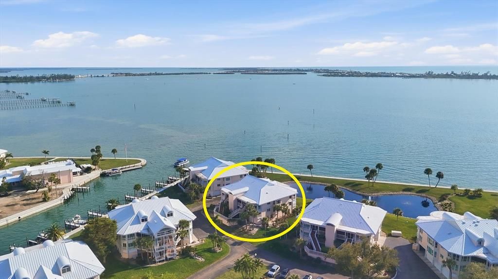 For Sale: $1,495,000 (3 beds, 3 baths, 2103 Square Feet)