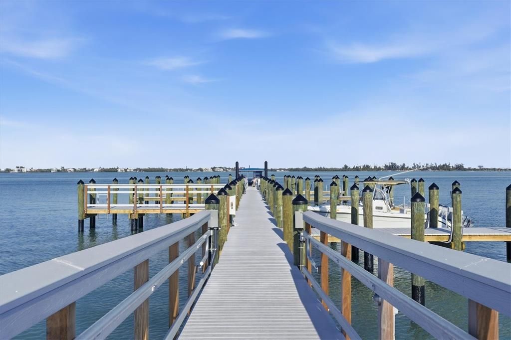 For Sale: $1,495,000 (3 beds, 3 baths, 2103 Square Feet)