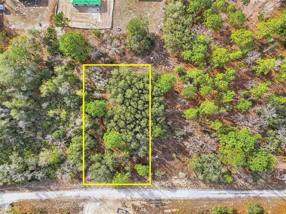 На продажу: $42,000 (0.46 acres)