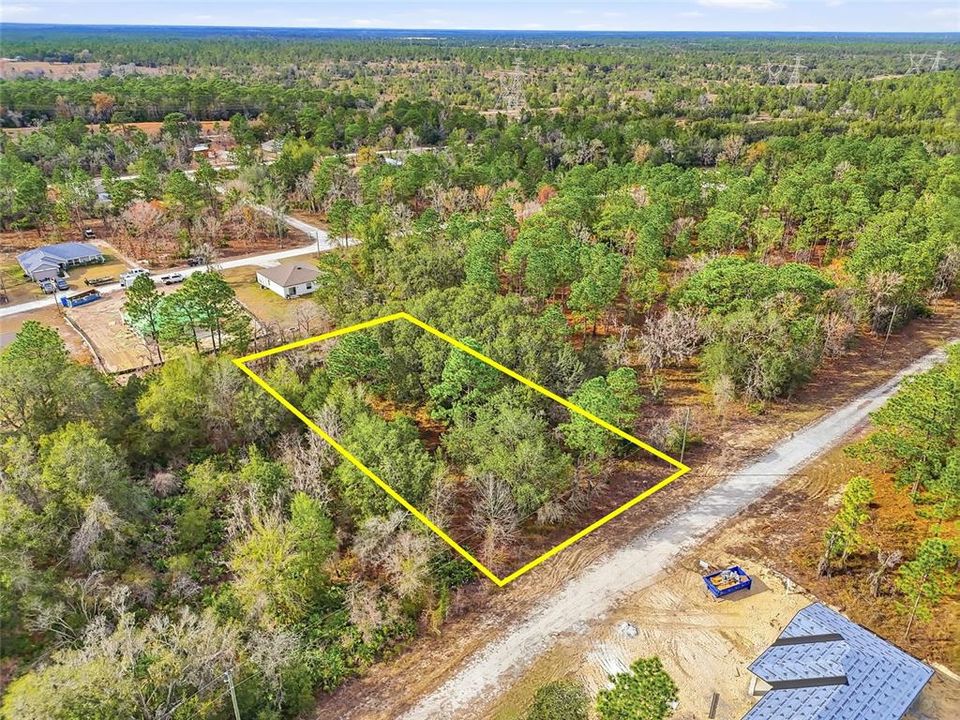 На продажу: $42,000 (0.46 acres)