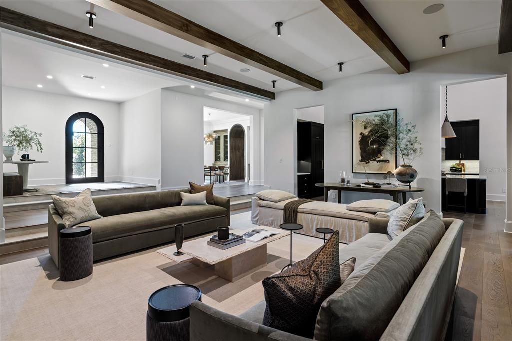 En Venta: $11,900,000 (6 camas, 6 baños, 9770 Pies cuadrados)