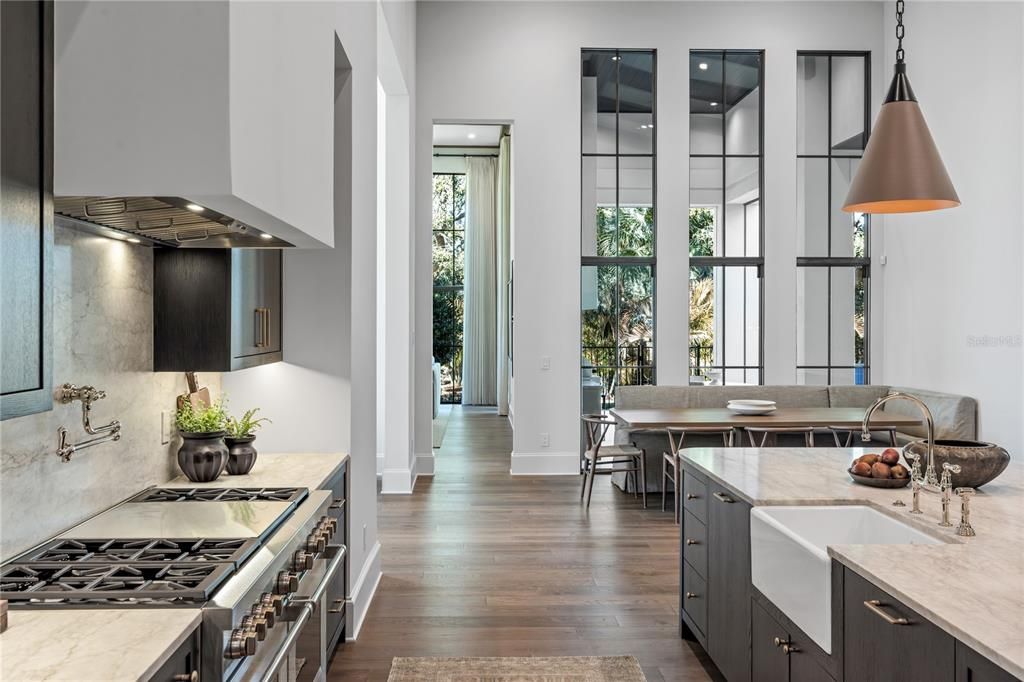 En Venta: $11,900,000 (6 camas, 6 baños, 9770 Pies cuadrados)