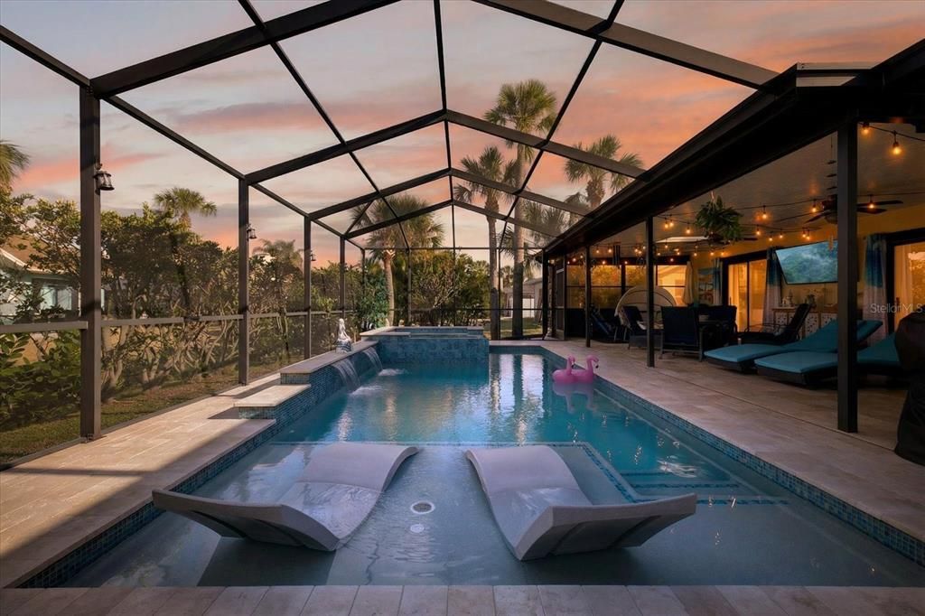 Activo con contrato: $545,000 (3 camas, 2 baños, 2164 Pies cuadrados)