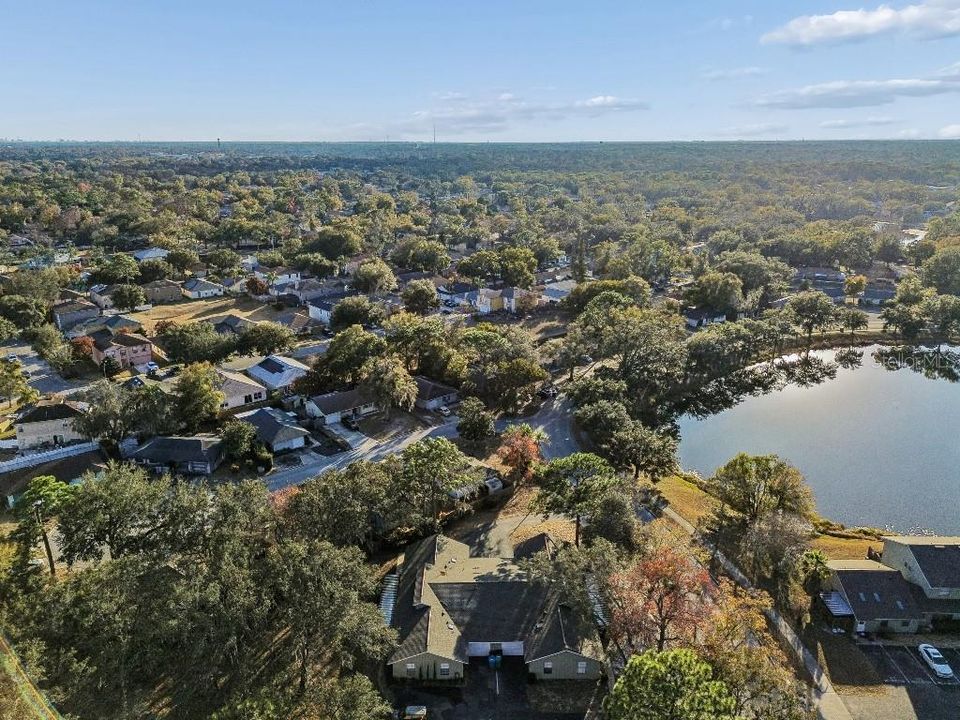 Active With Contract: $164,900 (2 beds, 2 baths, 938 Square Feet)