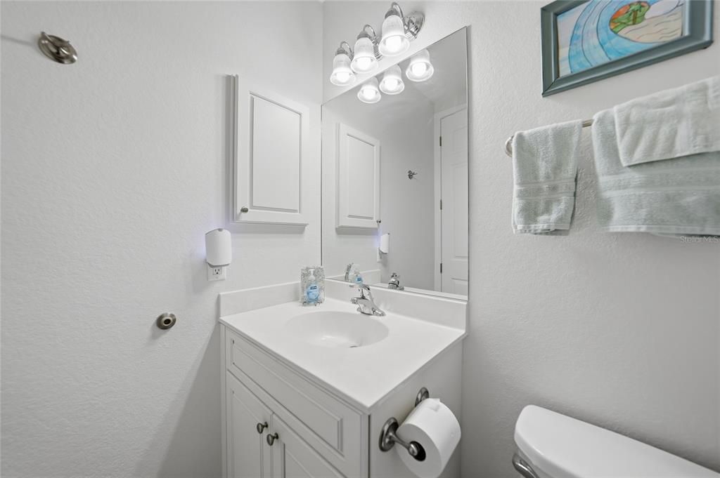 Activo con contrato: $339,900 (3 camas, 2 baños, 1586 Pies cuadrados)