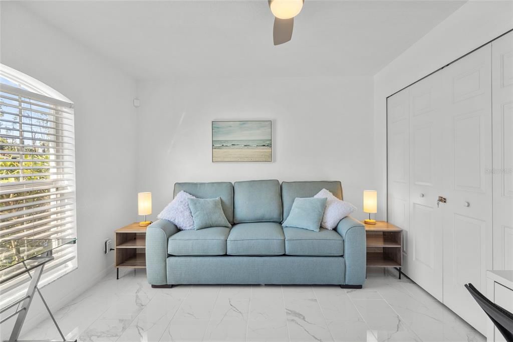 For Rent: $2,750 (3 beds, 2 baths, 1226 Square Feet)