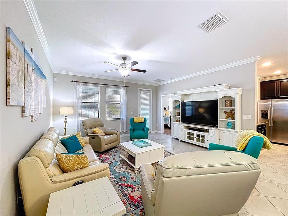 Active With Contract: $399,900 (4 beds, 3 baths, 2040 Square Feet)