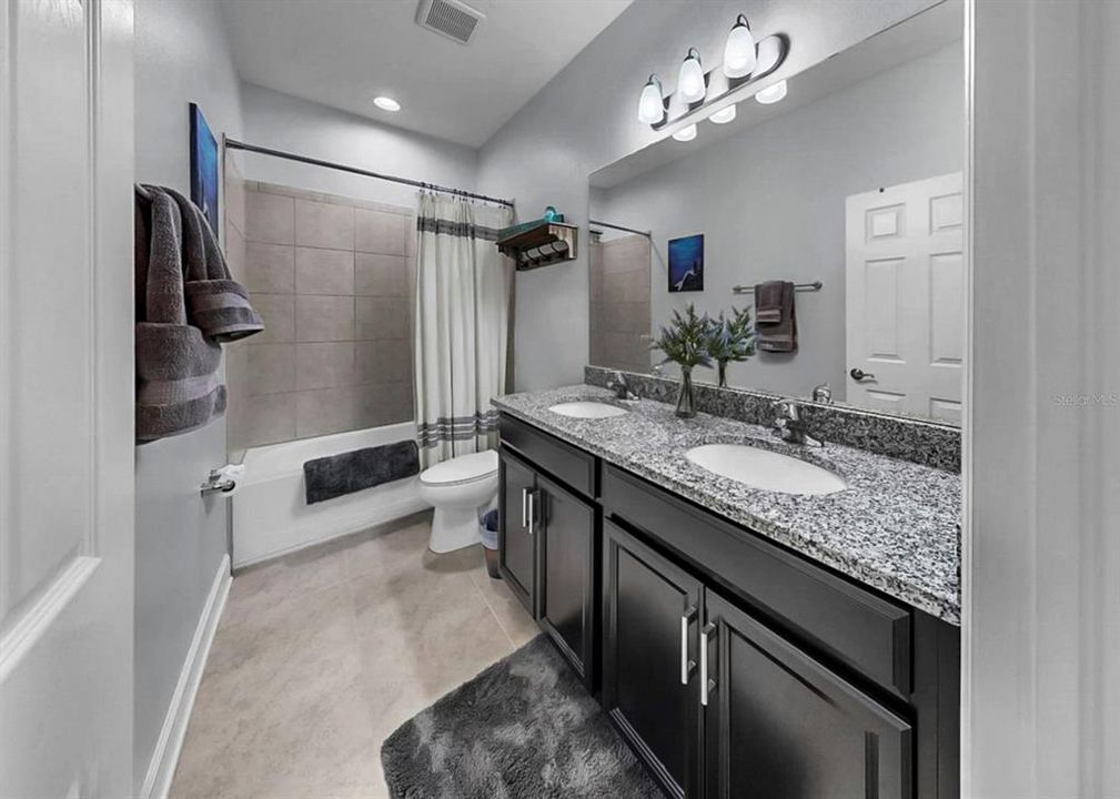 Active With Contract: $749,900 (5 beds, 3 baths, 3612 Square Feet)