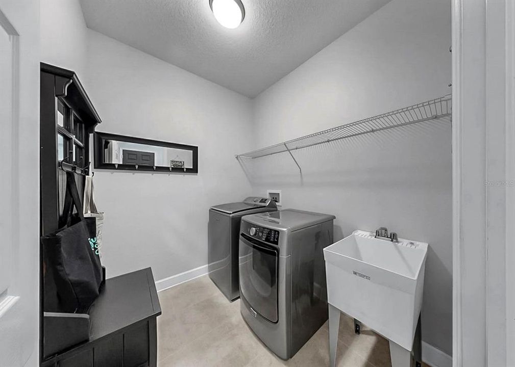 Active With Contract: $749,900 (5 beds, 3 baths, 3612 Square Feet)