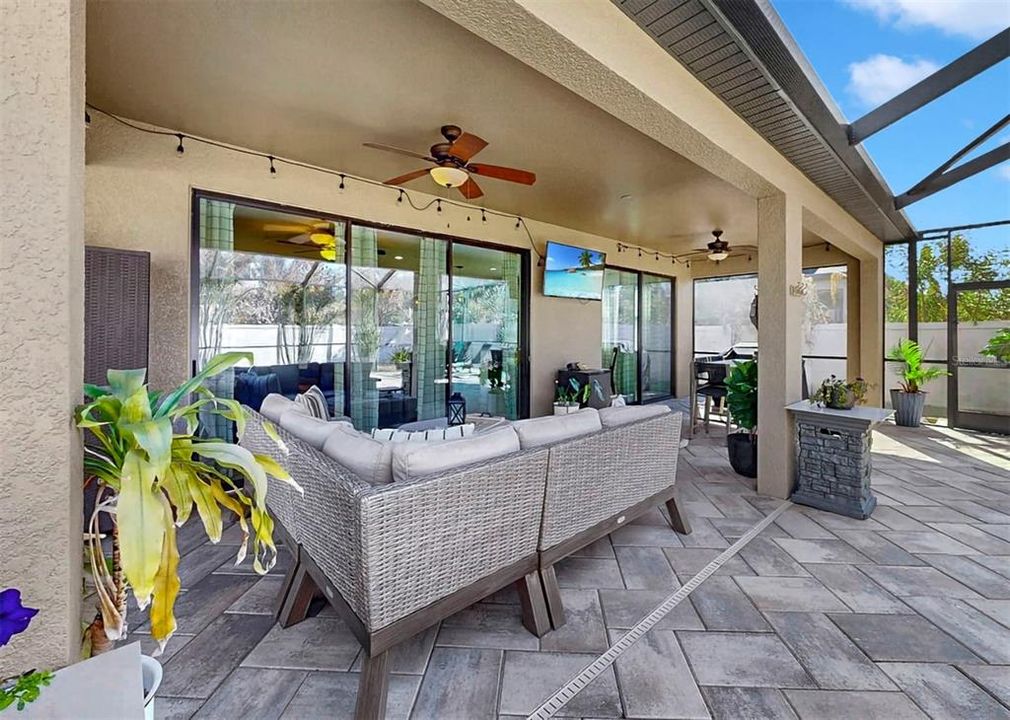Active With Contract: $749,900 (5 beds, 3 baths, 3612 Square Feet)
