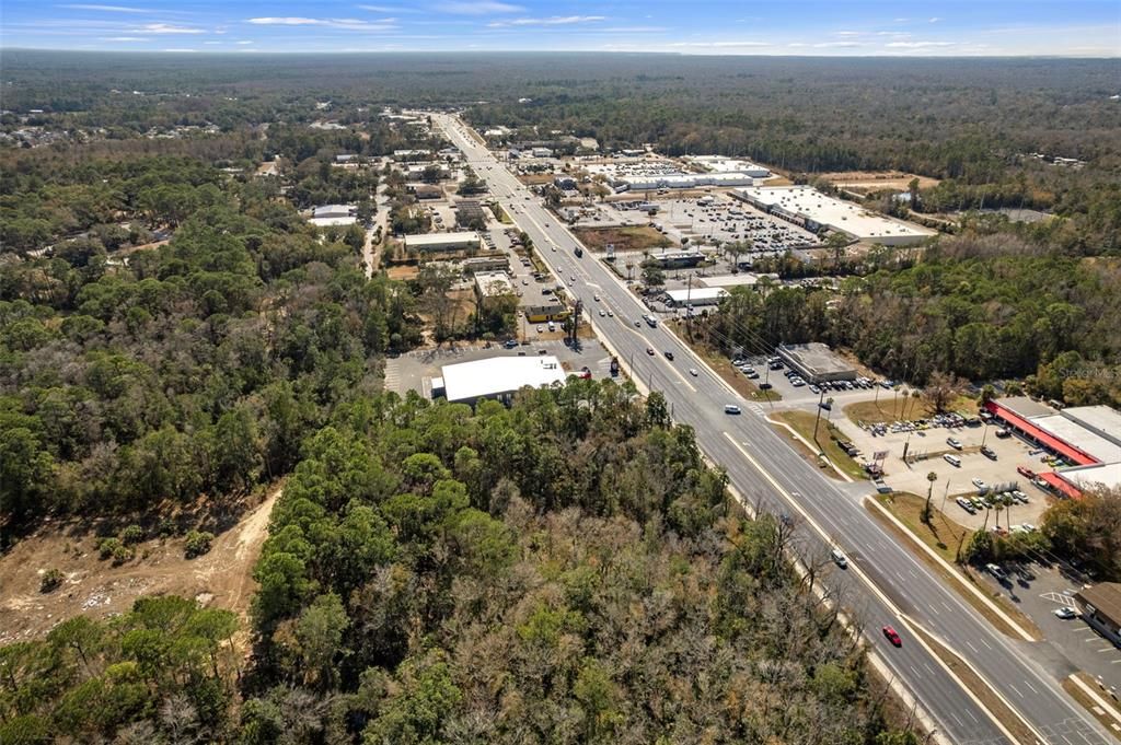 En Venta: $943,112 (1.43 acres)