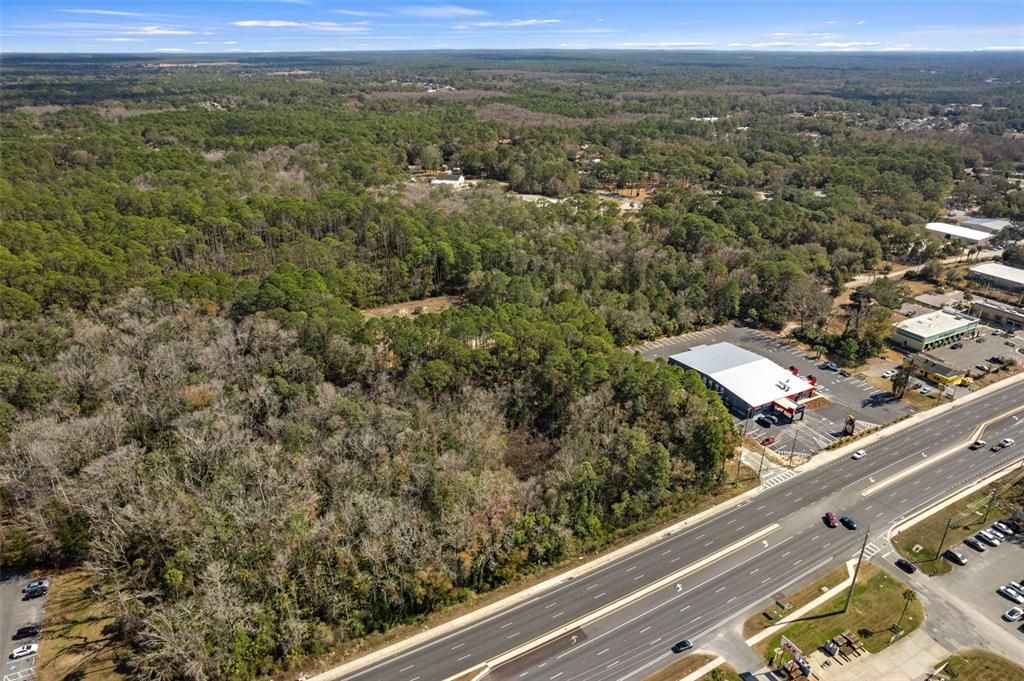 En Venta: $943,112 (1.43 acres)