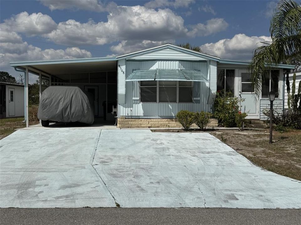 For Sale: $115,000 (2 beds, 2 baths, 856 Square Feet)