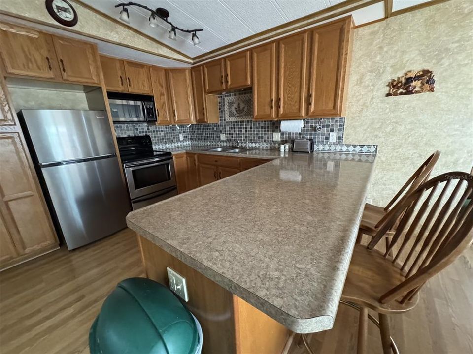 For Sale: $115,000 (2 beds, 2 baths, 856 Square Feet)