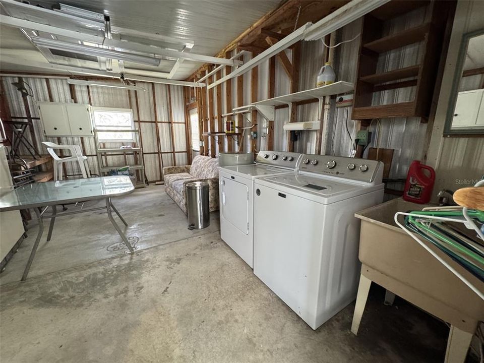 For Sale: $115,000 (2 beds, 2 baths, 856 Square Feet)