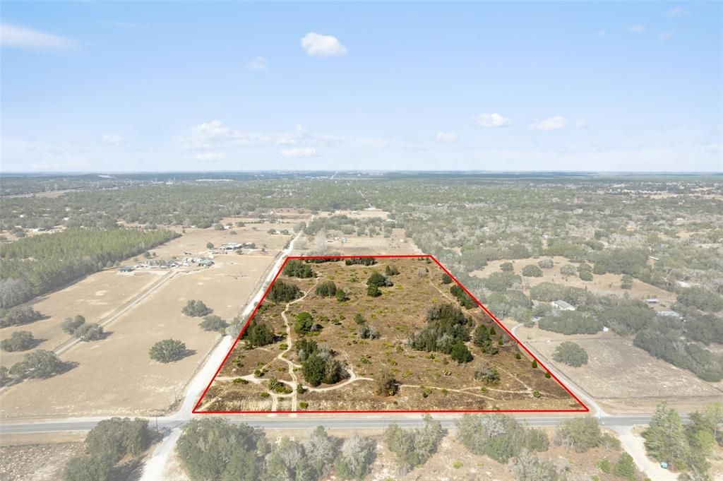 待售: $943,112 (19.30 acres)