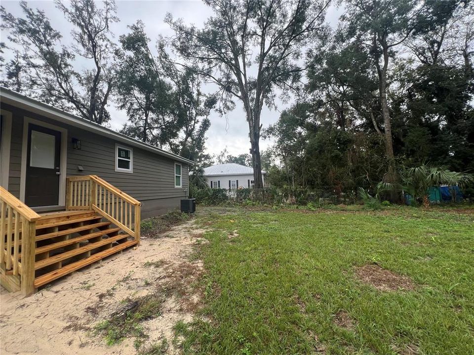 В аренду: $1,375 (2 спален, 1 ванн, 800 Квадратных фут)