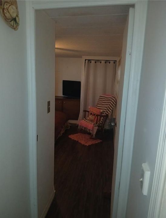 Под контрактом: $89,000 (2 спален, 1 ванн, 684 Квадратных фут)